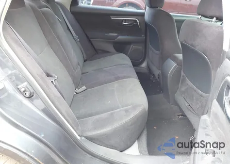 2013 Nissan Altima 2.5 S z USA, uszkodzony, nr VIN 1N4AL3AP0DC225750